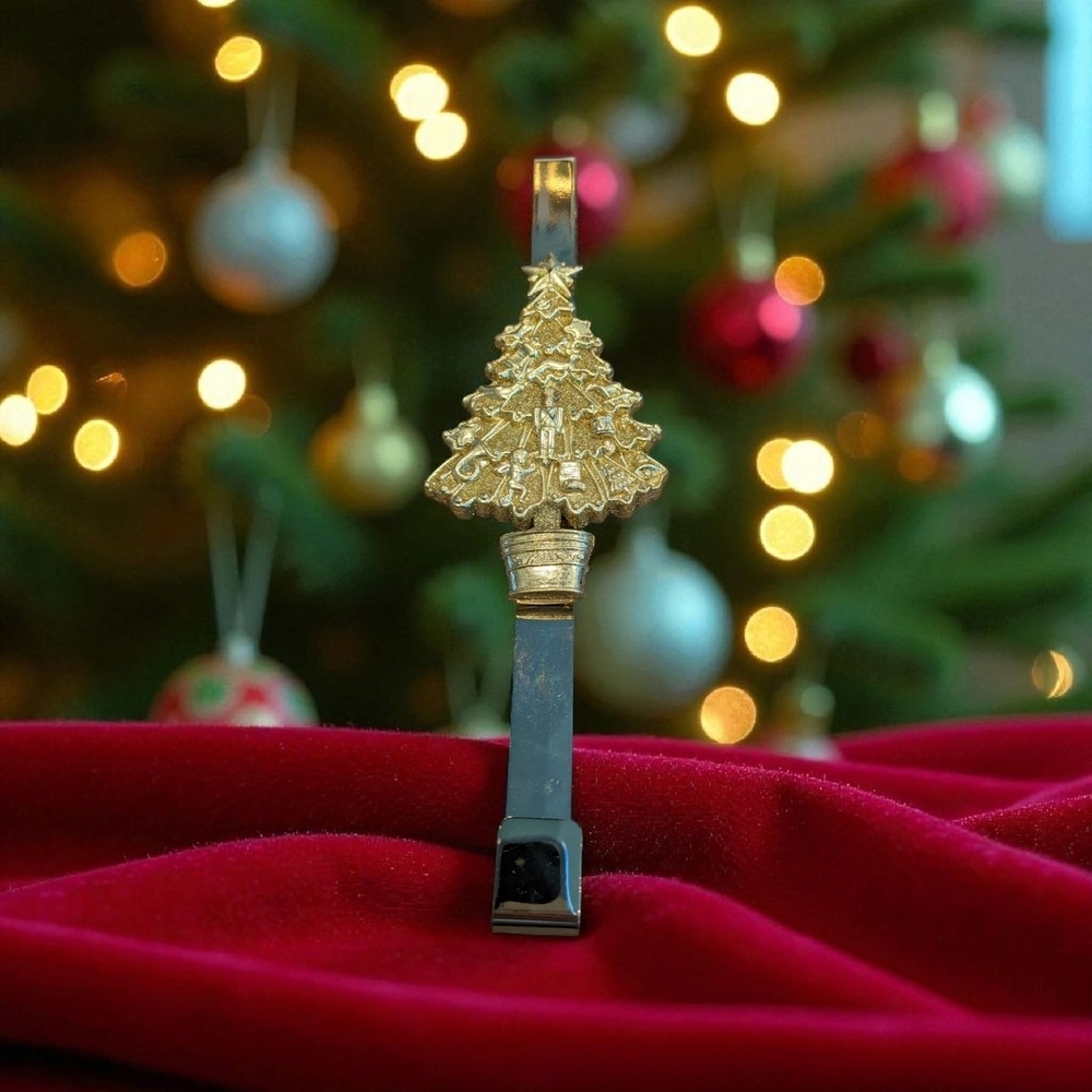 Gold Tone Christmas Tree Wreath Hanger - Christmas Decor